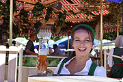 Oktoberfest Weißbierkarussel: das Weißbierkarussel Fahrenschon auf dem Oktoberfest 2024 (©Foto: Martin Schmitz=